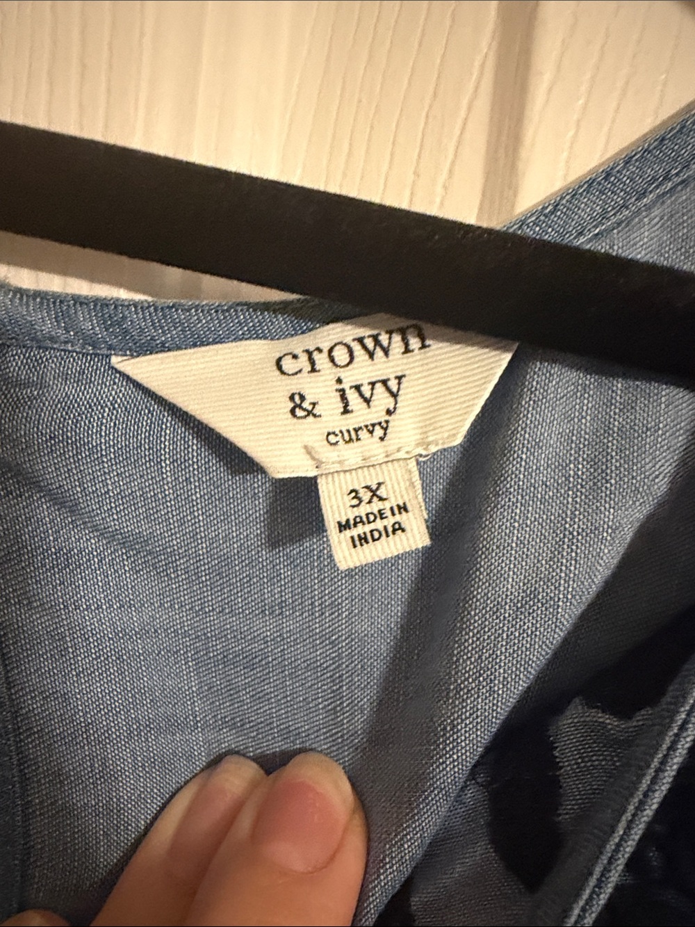 Crown & Ivy Blue Chambray Embroidered Peplum Top - Size 3X - Picture 2 of 3